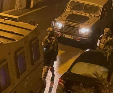 العدو الإسرائيلي يشن حملة مداهمات واعتقالات في الضفة الغربية