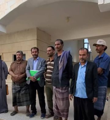 شبوة.. الكادر التعليمي في أقدم مدرسة يعلن إضرابا مفتوحا احتجاجا على توقف المرتبات