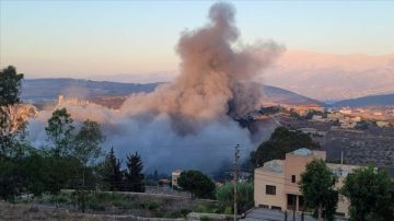 4 قتلى بغارة إسرائيلية ليلا استهدفت سيارة جنوب لبنان 4 قتلى بغارة إسرائيلية ليلا استهدفت سيارة جنوب لبنان