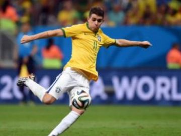 البرازيلي أوسكار يعاني من حالات إغماء لكن وضعه مستقر البرازيلي أوسكار يعاني من حالات إغماء لكن وضعه مستقر