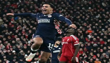 كارثة في أنفيلد.. ليفربول ينهار أمام آيندهوفن برباعية مذلة