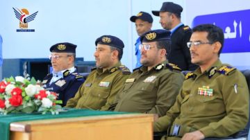 المفتش العام ووكيل وزارة الداخلية يدشنان فرع جهاز المفتش بالإدارة العامة للمرور المفتش العام ووكيل وزارة الداخلية يدشنان فرع جهاز المفتش بالإدارة العامة للمرور