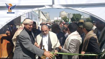 افتتاح معرض صور شهداء مديرية الثورة بأمانة العاصمة افتتاح معرض صور شهداء مديرية الثورة بأمانة العاصمة