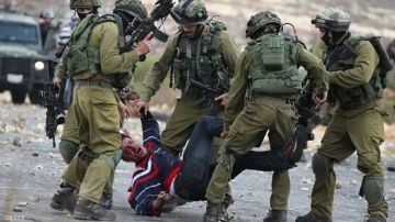 الاحتلال الإسرائيلي يعتقل طفلا من بيت لحم ويقتحم بلدتين في رام الله وطوباس الاحتلال الإسرائيلي يعتقل طفلا من بيت لحم ويقتحم بلدتين في رام الله وطوباس