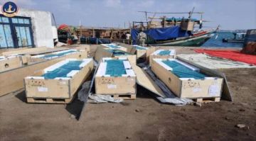 في عملية أمنية نوعية.. ضبط سفينتين محملتين بأجهزة اتصالات عسكرية حديثة قبالة سواحل عدن في عملية أمنية نوعية.. ضبط سفينتين محملتين بأجهزة اتصالات عسكرية حديثة قبالة سواحل عدن
