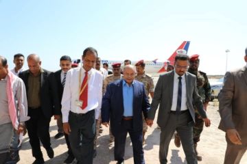 محافظ حضرموت يصل المكلا على وقع توتر كبير في المحافظة الغنية بالنفط