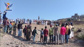 وقفة قبلية ومسير بعزلة عتمة بمديرية بني سعد في المحويت وفاء لدماء الشهداء وقفة قبلية ومسير بعزلة عتمة بمديرية بني سعد في المحويت وفاء لدماء الشهداء