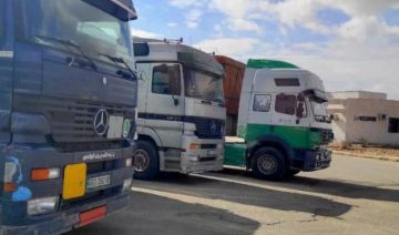 تضم 16 شاحنة.. الأردن يرسل قافلة مساعدات إلى سوريا تضم 16 شاحنة.. الأردن يرسل قافلة مساعدات إلى سوريا