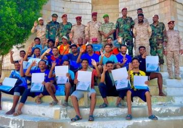 خفر سواحل حضرموت يختتم دورة مهارات الغوص والإنقاذ البحري خفر سواحل حضرموت يختتم دورة مهارات الغوص والإنقاذ البحري