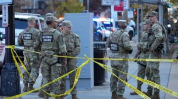 مقتل عنصرين من الحرس الوطني الأمريكي في إطلاق نار قرب البيت الأبيض مقتل عنصرين من الحرس الوطني الأمريكي في إطلاق نار قرب البيت الأبيض