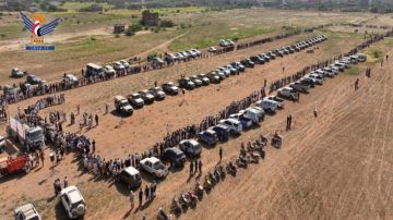 وقفة لقبائل المديريات الشرقية بالحديدة وفاء للشهداء وتأكيدا على استمرار التعبئة