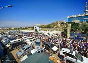 الآلاف يشيعون الداعية ممدوح الحميري في تعز