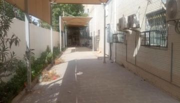 مستوصف حي عبدالقوي بالشيخ عثمان يغلق أبوابه