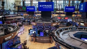 داو جونز يقفز بنسبة طفيفة بنهاية الجلسة داو جونز يقفز بنسبة طفيفة بنهاية الجلسة