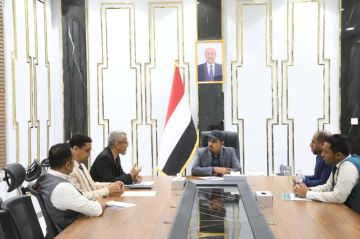 محافظ حضرموت الأستاذ مبخوت بن ماضي يبحث مع قيادة مؤسسة العون التحضيرات لاحتضان المؤتمر الدولي تضامن للتنمية 3 محافظ حضرموت الأستاذ مبخوت بن ماضي يبحث مع قيادة مؤسسة العون التحضيرات لاحتضان المؤتمر الدولي تضامن للتنمية 3