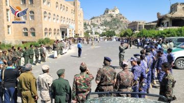 حجة.. افتتاح معرض صور شهداء الأمن ووقفة تأكيدا على الجاهزية لمواجهة العدو حجة.. افتتاح معرض صور شهداء الأمن ووقفة تأكيدا على الجاهزية لمواجهة العدو