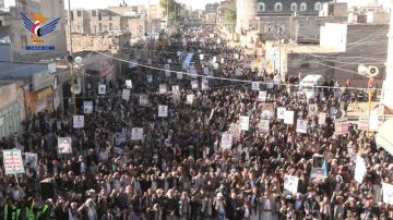 مسيرات حاشدة في محافظة ذمار بمناسبة عيد الجلاء الـ 30 من نوفمبر