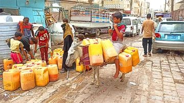 انقطاع المياه في عدن.. أزمة مزمنة تحاصر السكان بلا حلول