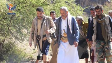 الضالع.. تفقد سير العمل في تصفية حاجز مياه وطريق جبل الشامي بقعطبة الضالع.. تفقد سير العمل في تصفية حاجز مياه وطريق جبل الشامي بقعطبة