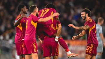 روما يعتلي صدارة الدوري الإيطالي بفوزه على أودينيزي