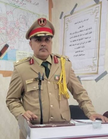 كلية القادة والأركان تمنح العقيد الركن خالد ناصر الردفاني درجة الماجستير في العلوم العسكرية