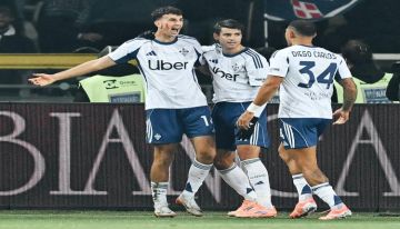 كومو يسحق مضيّفه تورينو بخماسية في الدوري الإيطالي