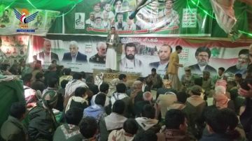 فعالية لطلاب كلية البدر العلمية بمديرية الطويلة في المحويت بالذكرى السنوية للشهيد