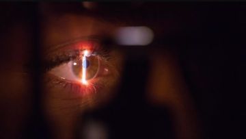 لأول مرة.. زراعة قرنية مطبوعة بتقنية ثلاثية الأبعاد