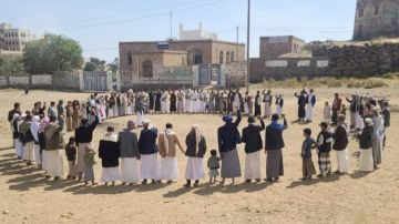 وقفات جماهيرية في المحويت تؤكد الجهوزية لمواجهة أي تصعيد وقفات جماهيرية في المحويت تؤكد الجهوزية لمواجهة أي تصعيد