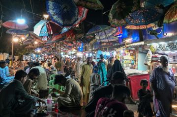 بنك التنمية الآسيوي يمنح باكستان قرضا بقيمة 330 مليون دولار لتحديث شبكة الكهرباء