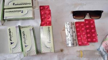 مكافحة المخدرات بحضرموت تضبط ثلاث عصابات خلال 12 ساعة في المكلا مكافحة المخدرات بحضرموت تضبط ثلاث عصابات خلال 12 ساعة في المكلا