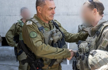 رئيس الأركان الإسرائيلي يتفقد منطقة رفح رئيس الأركان الإسرائيلي يتفقد منطقة رفح