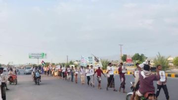 مسير لخريجي دورات طوفان الأقصى في عبس بحجة مسير لخريجي دورات طوفان الأقصى في عبس بحجة