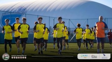 منتخب الناشئين يستكمل تدريباته لمواجهة كمبوديا غدا