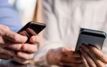 مواقع التواصل الاجتماعي تهدد الاستقرار الزوجي.. تحذيرات من الإدمان الإلكتروني مواقع التواصل الاجتماعي تهدد الاستقرار الزوجي.. تحذيرات من الإدمان الإلكتروني