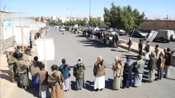 وقفة ومعرض في مديرية الثورة وفاء للشهداء وتأكيدا للجهوزية وقفة ومعرض في مديرية الثورة وفاء للشهداء وتأكيدا للجهوزية