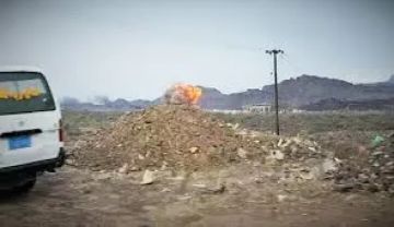 استهداف غادر لقوات الحزام الأمني في الوضيع.. مقتل جنديين بانفجار عبوة ناسفة استهداف غادر لقوات الحزام الأمني في الوضيع.. مقتل جنديين بانفجار عبوة ناسفة