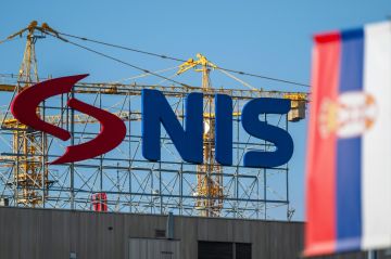 الرئيس الصربي يريد تجنب مصادرة الحصص الروسية في شركة النفط الوطنية الرئيس الصربي يريد تجنب مصادرة الحصص الروسية في شركة النفط الوطنية