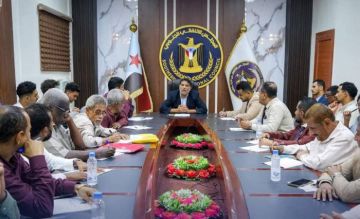 انتقالي عدن يستعرض خطة الاحتفاء بالذكرى الـ58 لعيد الاستقلال المجيد