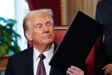 ترامب يأمر بالتحقيق في علاقات إبستين مع بيل كلينتون ترامب يأمر بالتحقيق في علاقات إبستين مع بيل كلينتون