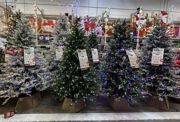 الأميركيون نحو إنفاق قياسي خلال موسم العطلات رغم الوضع الاقتصادي