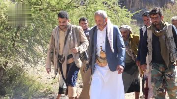 الشغدري يتفقد سير العمل في تصفية حاجز مياه وطريق جبل الشامي في قعطبة