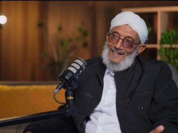 وزارة الأوقاف والإرشاد تنعي وفاة الداعية المهندس الشيخ محمد المقرمي في مكة المكرمة