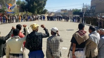 وقفات في ذمار تندد باستمرار الجرائم والعربدة الصهيونية