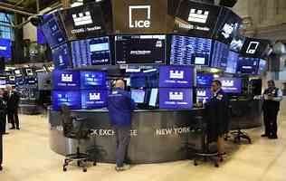 تراجع أسعار الذهب واستقرار النفط عالميا تراجع أسعار الذهب واستقرار النفط عالميا