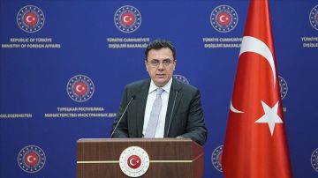 أنقرة: استهداف سفينتين داخل المنطقة الاقتصادية لتركيا خطر على الملاحة