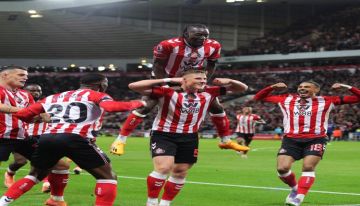 سندرلاند يفرض التعادل على آرسنال ويوقف سلسلة انتصاراته في البريميرليج