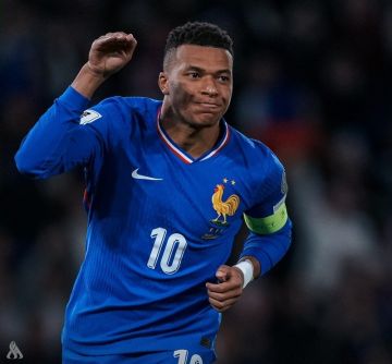 فرنسا تسحق أوكرانيا برباعية وتتأهل رسمياً لنهائيات كأس العالم