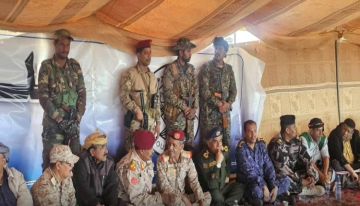 قيادة المنطقة العسكرية الثانية تتقدم الاجتماع الاستثنائي لحلف قبائل حضرموت