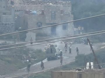 أهالي نجد البرد ينفون محاولة اغتيال محافظ تعز ويطالبون بتحقيق محايد في أحداث المقاطرة 